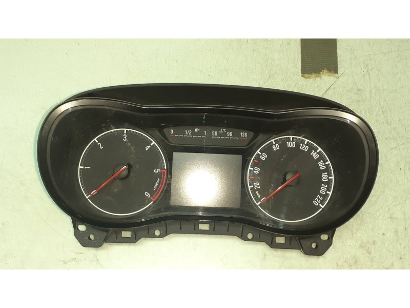 Recambio de cuadro instrumentos para opel corsa e edition ecoflex referencia OEM IAM 13499773 2469482 367030224