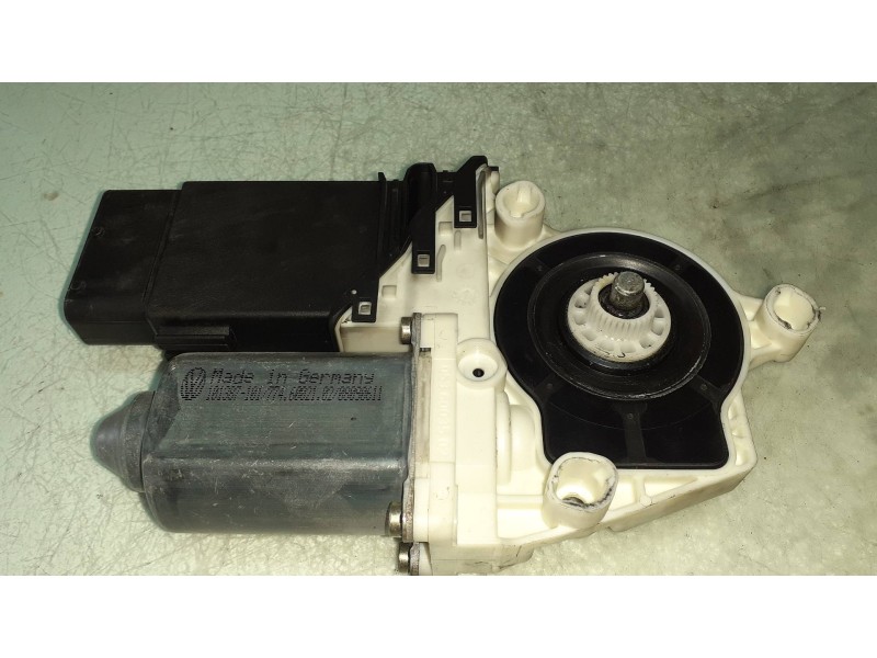 Recambio de motor elevalunas delantero izquierdo para seat leon (1m1) signo referencia OEM IAM 1J0959801C 101472202 1716287