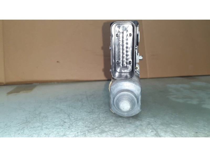 Recambio de motor elevalunas delantero izquierdo para seat leon (1m1) signo referencia OEM IAM 1J0959801C 101472202 1716287