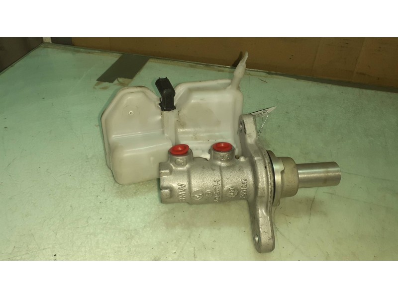 Recambio de bomba freno para bmw serie 1 lim. (f40) 118i referencia OEM IAM 799146 0204794060 BOSCH