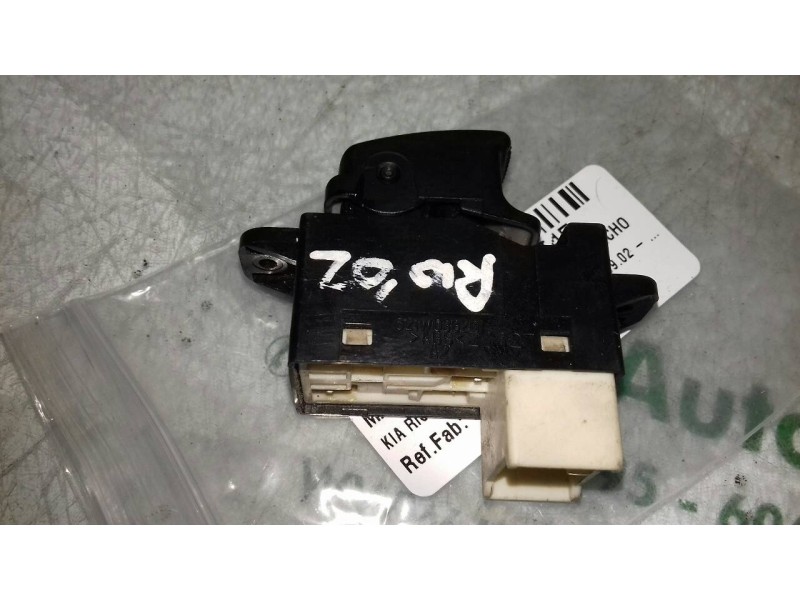 Recambio de mando elevalunas delantero derecho para kia rio rs paket s berlina (5-ptas.) referencia OEM IAM 935782D000 621W03620