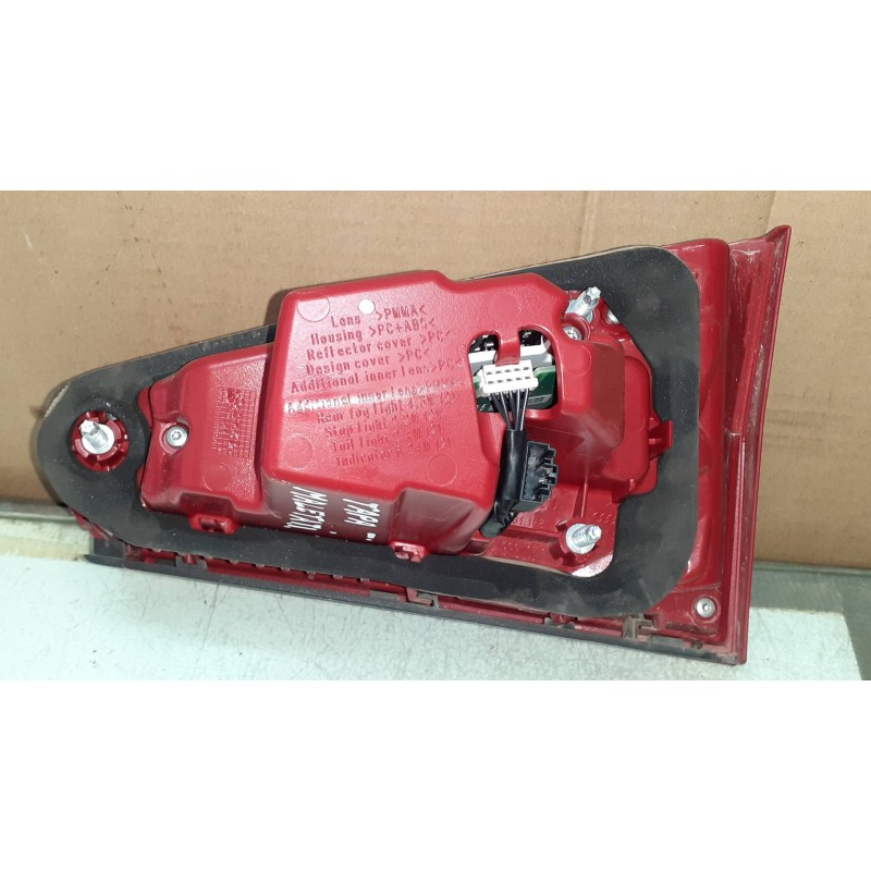 Recambio de piloto trasero izquierdo interior para audi a4 ber. (b8) basis referencia OEM IAM 8K5945093AC 01091701 LED