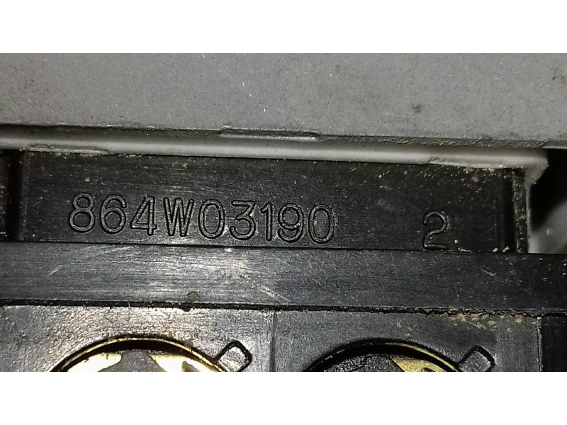 Recambio de interruptor para kia carens 2.0 crdi ex monovolumen referencia OEM IAM 864W03190 4+2 PINES TCS