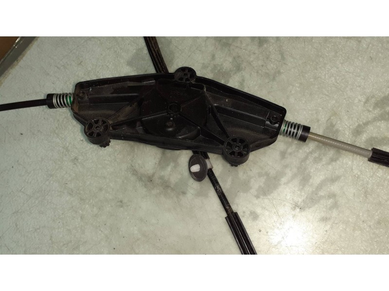 Recambio de elevalunas delantero izquierdo para audi a4 ber. (b8) basis referencia OEM IAM 8K0837461D BROSE ELECTRICO