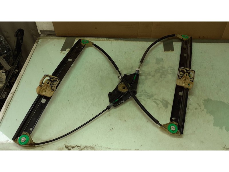 Recambio de elevalunas delantero izquierdo para audi a4 ber. (b8) basis referencia OEM IAM 8K0837461D BROSE ELECTRICO