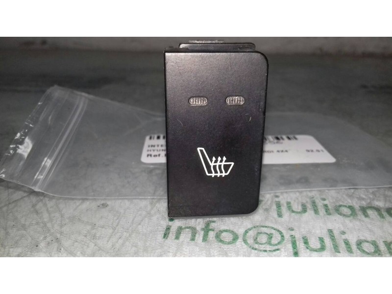 Recambio de interruptor para hyundai santa fe (sm) 2.0 gls crdi 4x4 referencia OEM IAM  6 PINES ASIENTOS CALEFACTABLES
