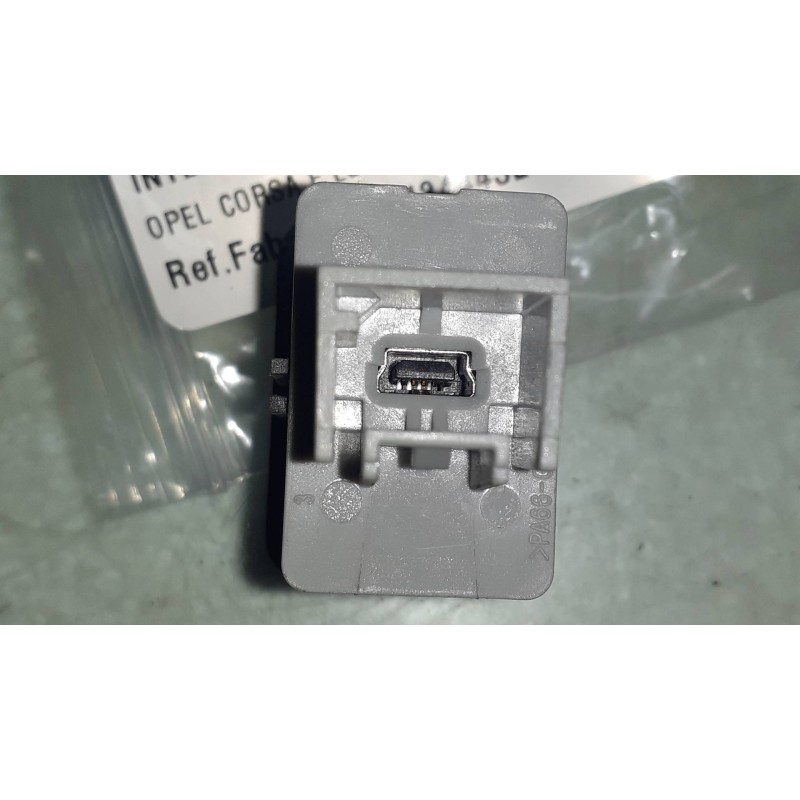 Recambio de interruptor para opel corsa e edition ecoflex referencia OEM IAM NAT12434443E 20928734 USB
