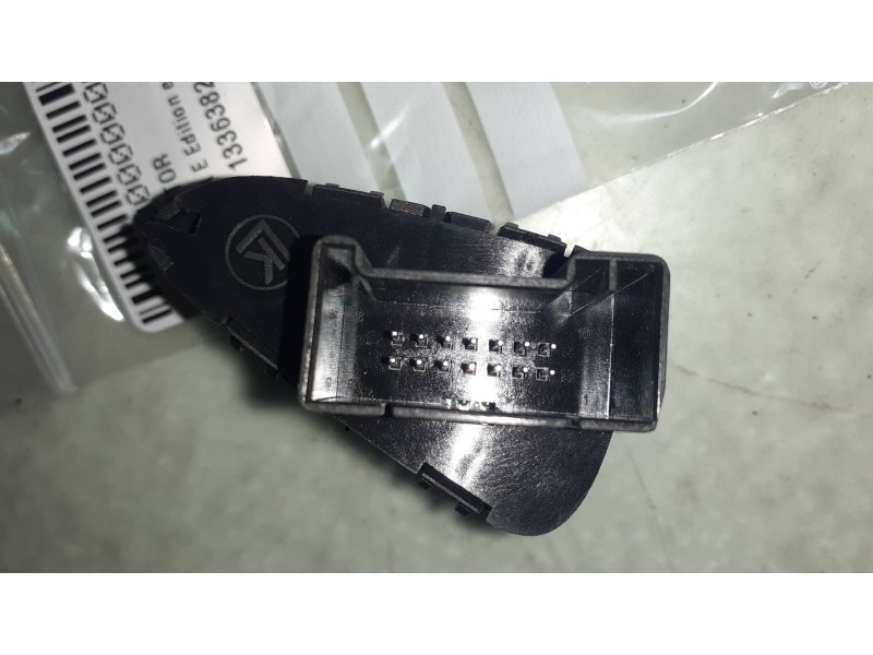 Recambio de interruptor para opel corsa e edition ecoflex referencia OEM IAM 13363826 10096074 BLOQUEO PUERTAS