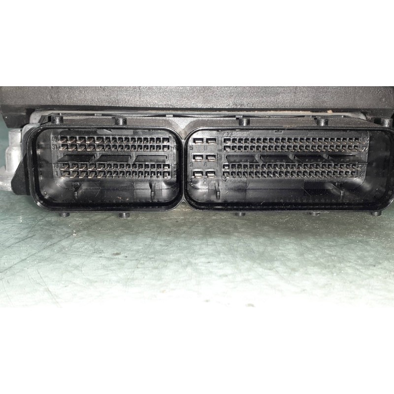 Recambio de centralita motor uce para audi a4 ber. (b8) basis referencia OEM IAM 8K0907352A 8K0920932 KIT - BOSCH