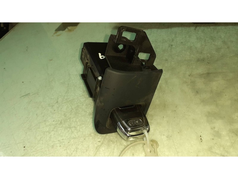 Recambio de centralita motor uce para audi a4 ber. (b8) basis referencia OEM IAM 8K0907352A 8K0920932 KIT - BOSCH