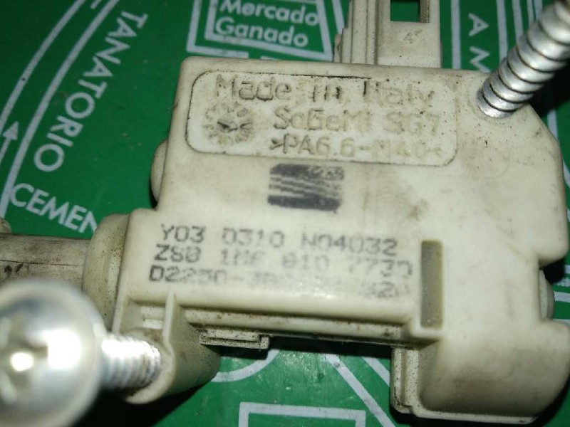 Recambio de motor cierre centralizado tapa combustible para seat toledo (1m2) 1.9 tdi referencia OEM IAM 1M0810773D  