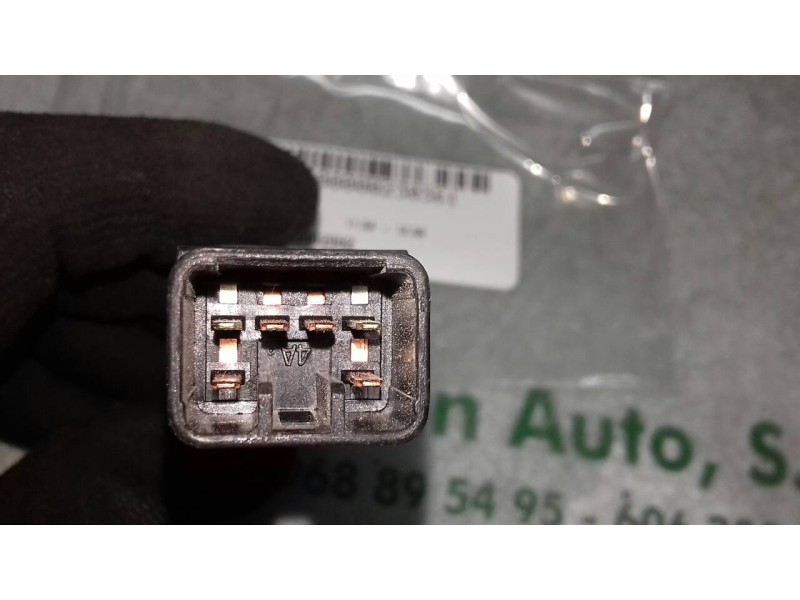 Recambio de interruptor para kia sportage ex referencia OEM IAM 202002962 4+2 PINES TCS / OFF