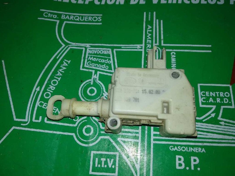 Recambio de motor cierre centralizado porton para seat toledo (1m2) referencia OEM IAM 3B0959781  