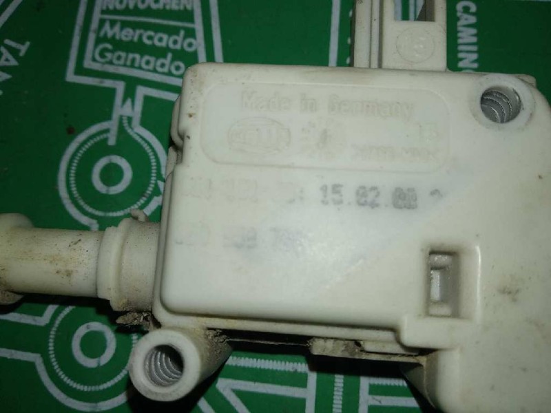 Recambio de motor cierre centralizado porton para seat toledo (1m2) referencia OEM IAM 3B0959781  