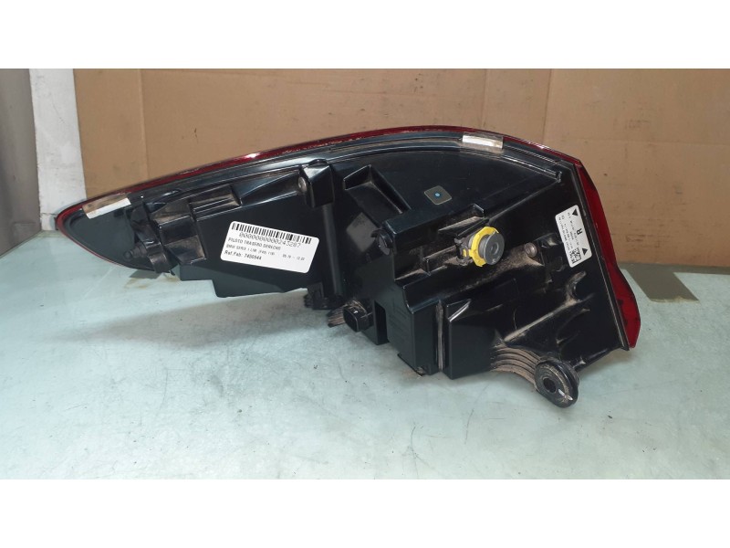 Recambio de piloto trasero derecho para bmw serie 1 lim. (f40) 118i referencia OEM IAM 647502 63217450644 647594R