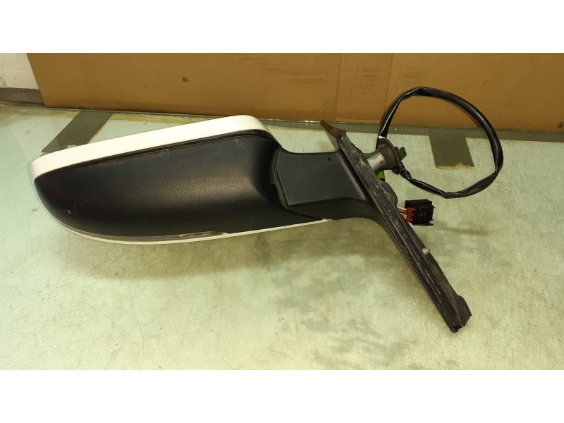 Recambio de retrovisor izquierdo para audi a4 ber. (b8) basis referencia OEM IAM 8K1857409 021053 ELECTRICO