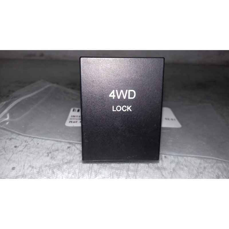 Recambio de interruptor para hyundai santa fe (sm) 2.0 gls crdi 4x4 referencia OEM IAM 025917774970 4+2 PINES 4WD / LOCK