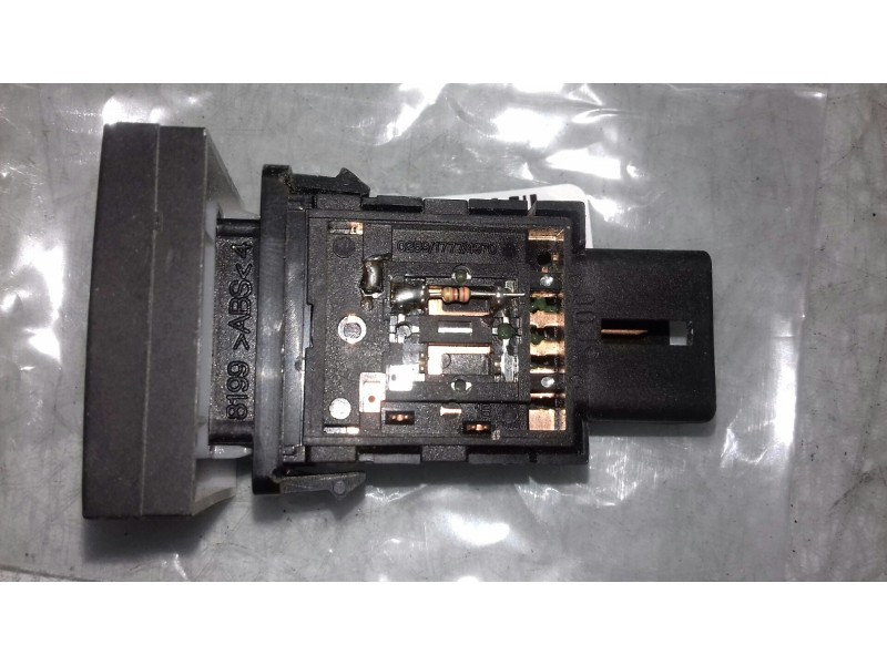 Recambio de interruptor para hyundai santa fe (sm) 2.0 gls crdi 4x4 referencia OEM IAM 025917774970 4+2 PINES 4WD / LOCK