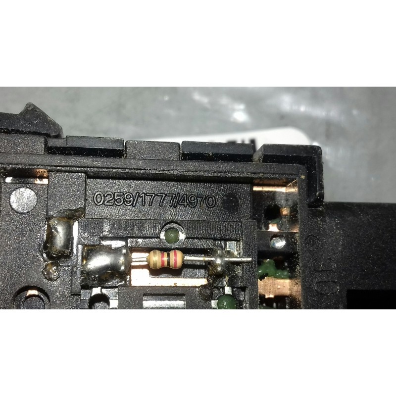 Recambio de interruptor para hyundai santa fe (sm) 2.0 gls crdi 4x4 referencia OEM IAM 025917774970 4+2 PINES 4WD / LOCK