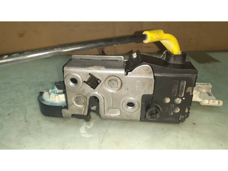 Recambio de cerradura puerta trasera derecha para peugeot expert tepee l2h1 vagabond referencia OEM IAM 9681336180  40827149