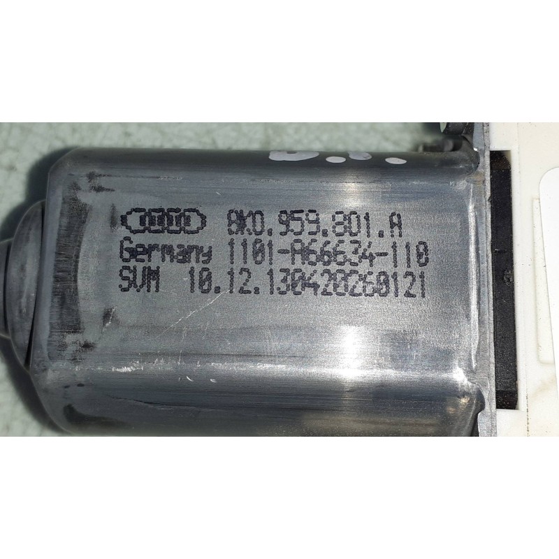 Recambio de motor elevalunas delantero izquierdo para audi a4 ber. (b8) basis referencia OEM IAM 8K0959801A 1101A66634110 053601