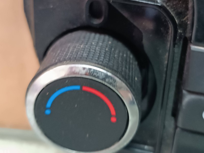 Recambio de mando calefaccion / aire acondicionado para chevrolet cruze lt referencia OEM IAM 3827208 10102082 