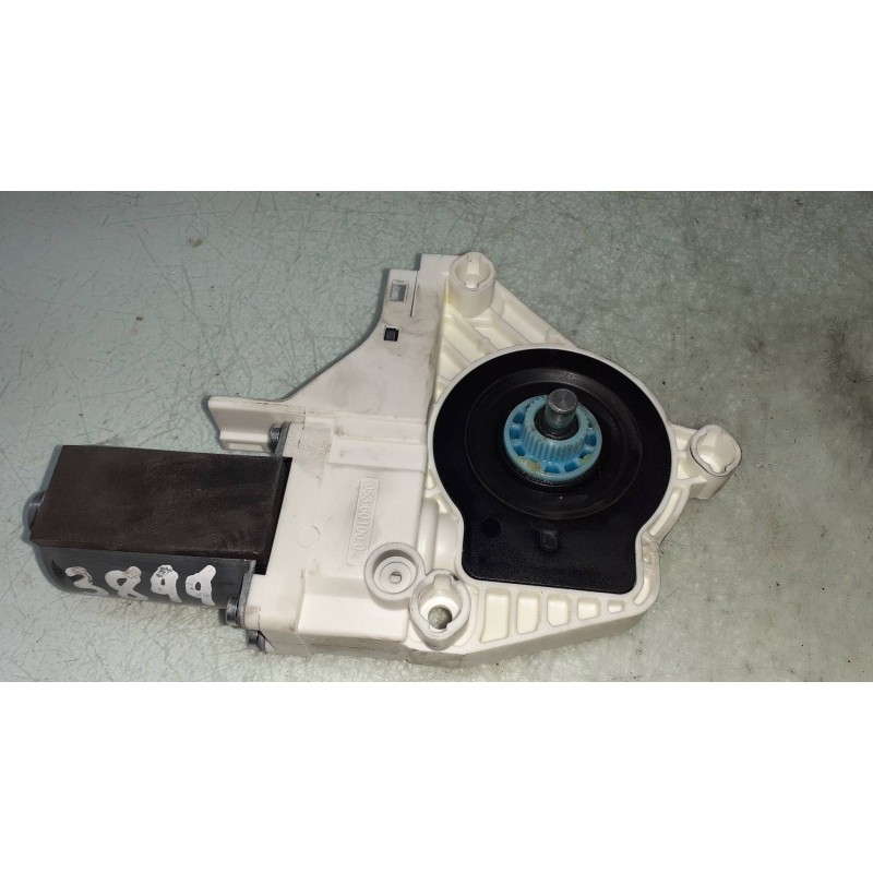 Recambio de motor elevalunas delantero izquierdo para audi a4 ber. (b8) basis referencia OEM IAM 8K0959801A 1101A66634110 053601