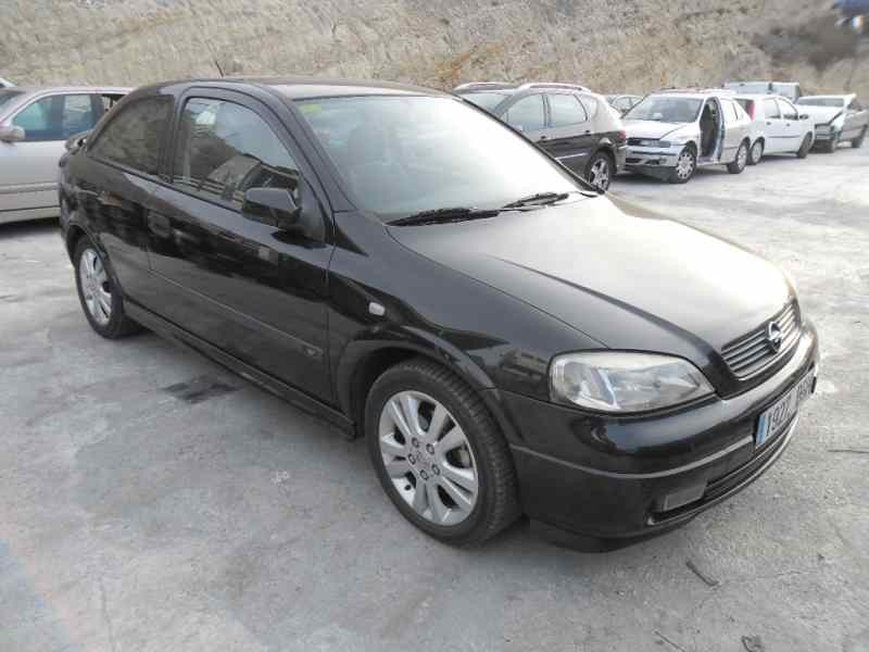 opel astra g berlina del año 2002