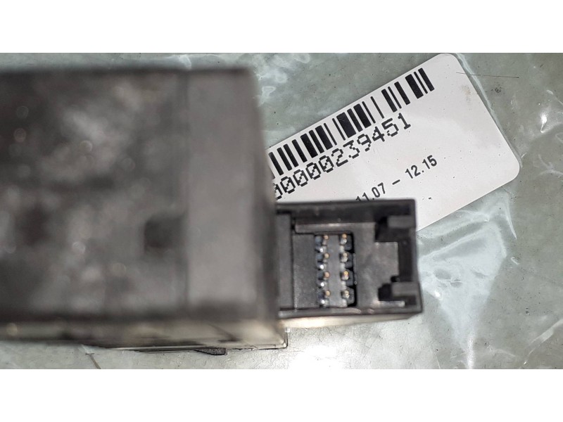Recambio de interruptor para audi a4 ber. (b8) basis referencia OEM IAM 8K0959673F 271183000 INTERRUPTOR ESP