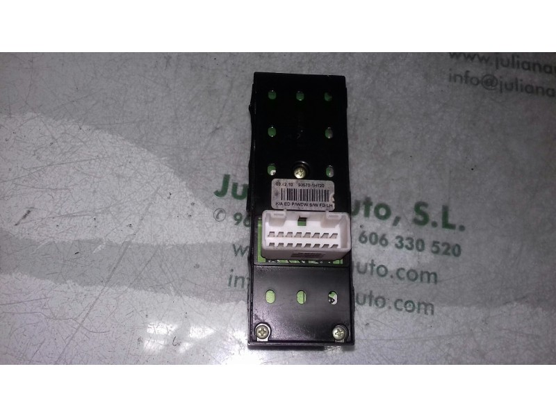 Recambio de mando elevalunas delantero izquierdo para kia cee´d active referencia OEM IAM 935701H120 3694901000 8+8 PINES