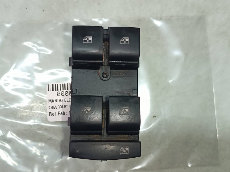 Recambio de mando elevalunas delantero izquierdo para chevrolet cruze lt referencia OEM IAM 13305295  CONECTOR 8 PINES
