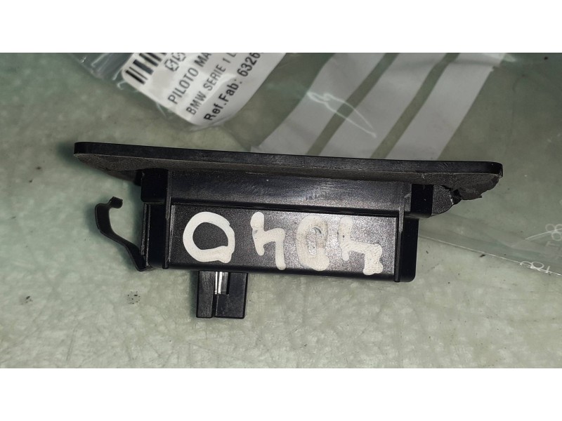 Recambio de piloto matricula para bmw serie 1 lim. (f40) 118i referencia OEM IAM 63267410302 194421303 65203