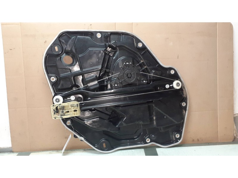 Recambio de elevalunas trasero izquierdo para bmw serie 1 lim. (f40) 118i referencia OEM IAM 5A02FA701 4WWA035 ELECTRICO