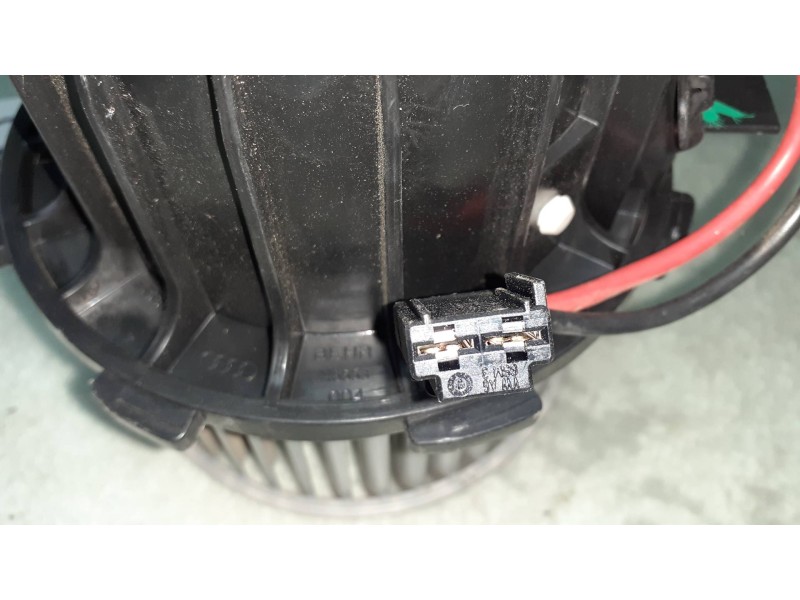 Recambio de ventilador calefaccion para audi a4 ber. (b8) basis referencia OEM IAM 8K1820021 500972772 