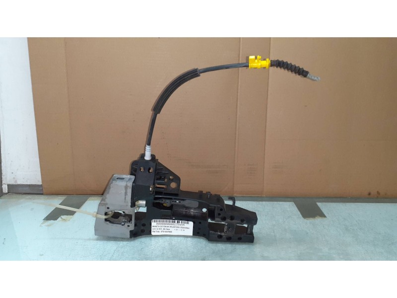 Recambio de maneta exterior delantera izquierda para audi a4 ber. (b8) basis referencia OEM IAM 8T01837885  