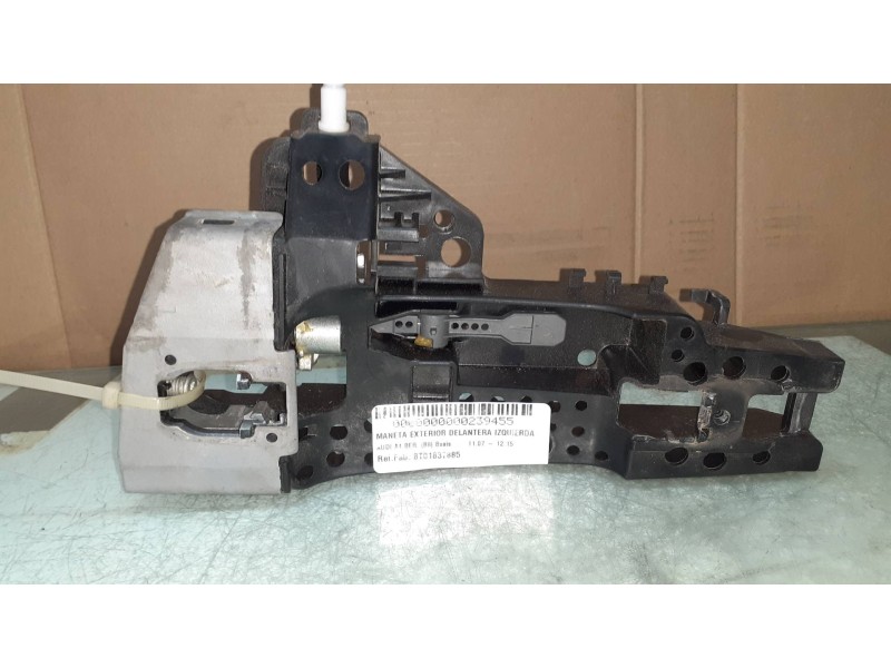 Recambio de maneta exterior delantera izquierda para audi a4 ber. (b8) basis referencia OEM IAM 8T01837885  