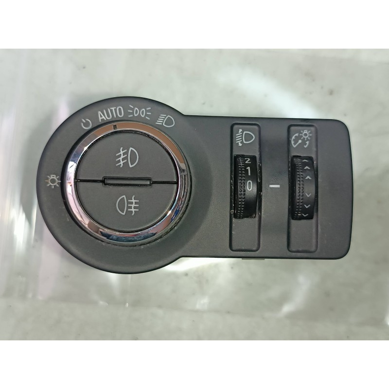 Recambio de mando luces para chevrolet cruze lt referencia OEM IAM 13301752 CONECTOR 9 PINES ANTINIEBLAS