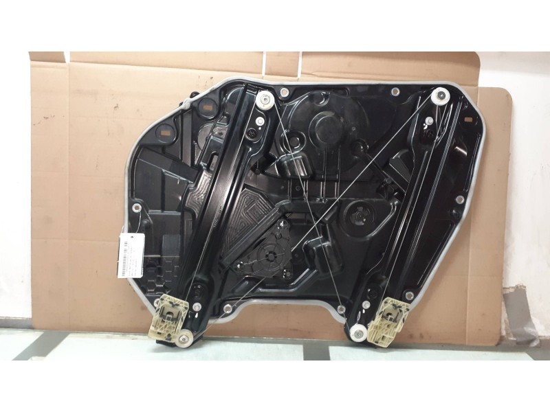 Recambio de elevalunas delantero izquierdo para bmw serie 1 lim. (f40) 118i referencia OEM IAM 5A02FB1 4WWA033 ELECTRICO