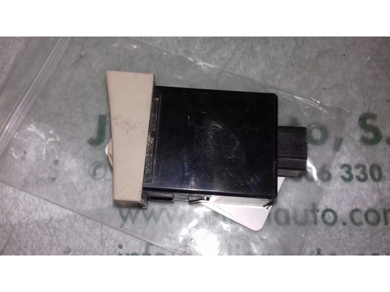 Recambio de interruptor para hyundai santa fe (bm) 2.2 crdi comfort 4x4 referencia OEM IAM 751U00080 211000245 REGULADOR LUCES