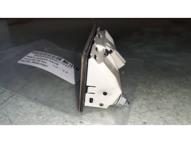 Recambio de maneta exterior porton para audi a4 ber. (b8) basis referencia OEM IAM 5N0827566T  