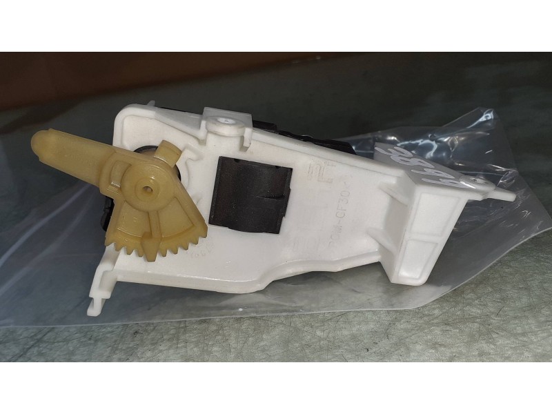 Recambio de motor calefaccion para audi a4 ber. (b8) basis referencia OEM IAM K9749007  CONECTOR 4 PINES