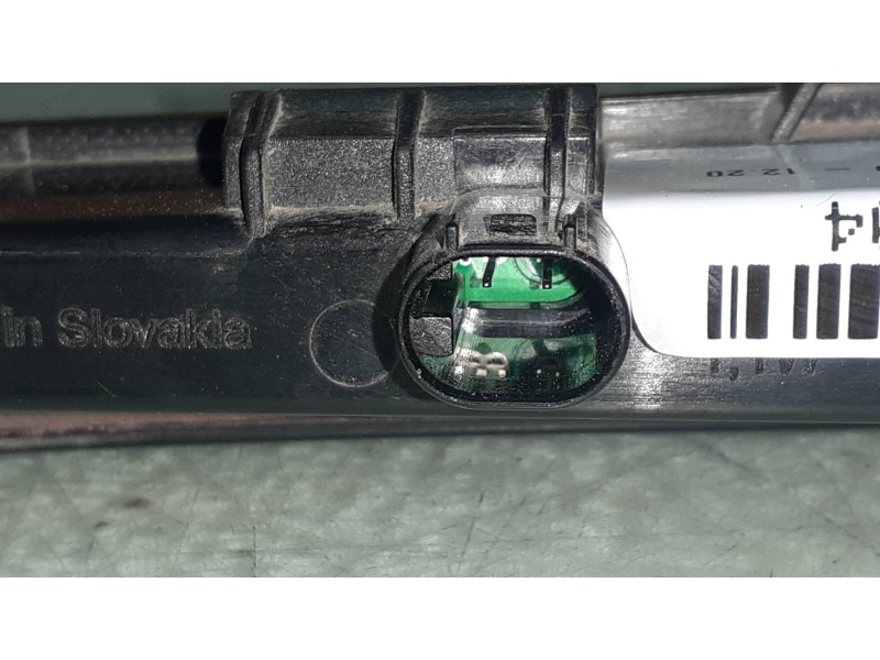 Recambio de luz central de freno para bmw serie 1 lim. (f40) 118i referencia OEM IAM 7450659 01373100 HELLA