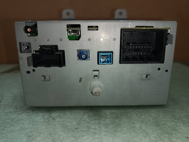 Recambio de sistema audio / radio cd para chevrolet cruze lt referencia OEM IAM 13337251 7612034311 