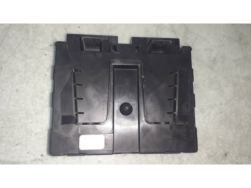 Recambio de modulo electronico para bmw serie 1 lim. (f40) 118i referencia OEM IAM 5A075F7 5A075F701 641116046610