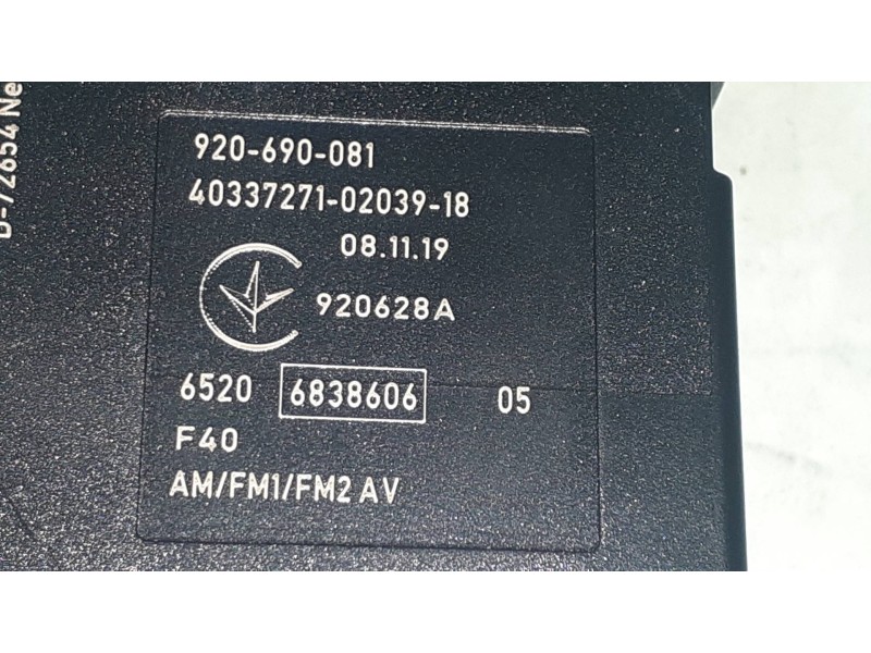 Recambio de modulo electronico para bmw serie 1 lim. (f40) 118i referencia OEM IAM 18899510H 920690081 ANTENA