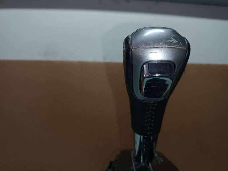 Recambio de palanca cambio para chevrolet cruze lt referencia OEM IAM   AUTOMATICO