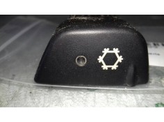 Recambio de interruptor para hyundai h 1 h 1 furg.caja cerr.c. puerta referencia OEM IAM 937204A000 9725922000 AIRE