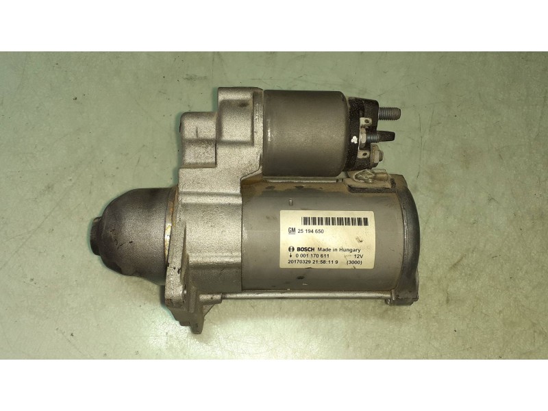 Recambio de motor arranque para opel adam unlimited ecoflex referencia OEM IAM 25194650 0001170611 BOSCH