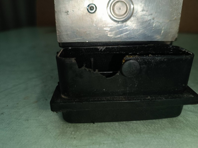 Recambio de abs para citroen c4 berlina collection referencia OEM IAM 9663345480 0265231508 9661886780