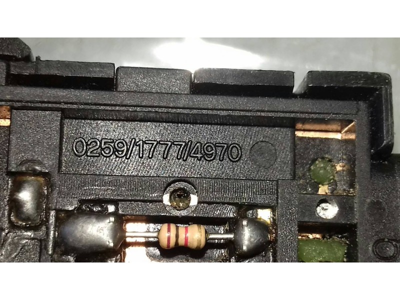 Recambio de interruptor para hyundai sonata (nf) 2.0 crdi comfort ii referencia OEM IAM 025917774970 4+2 PINES ANTINIEBLA